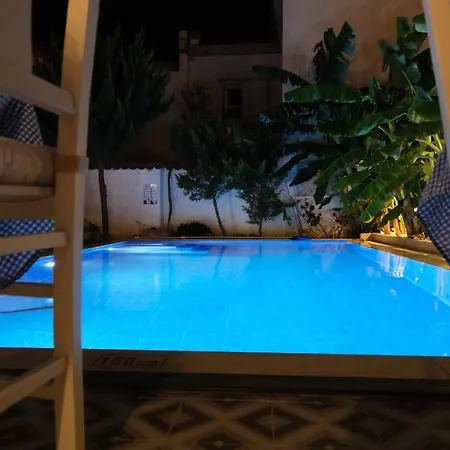 Kybele فندق ألاتشاتي